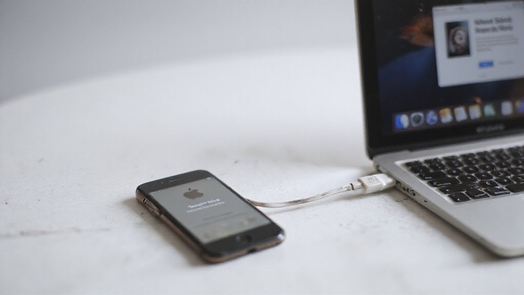 podłączanie iphone'a do itunes