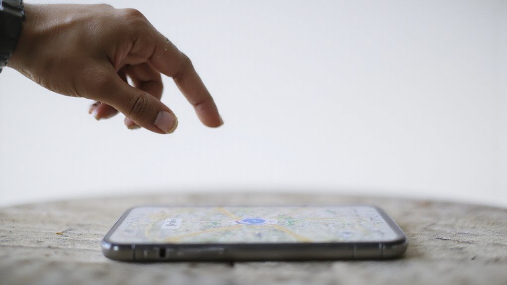 locate iphone with apple tools