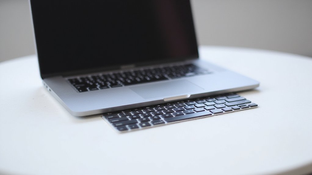 klawiatury Logitech dla Mac