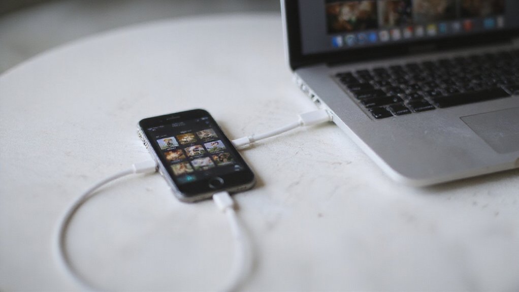wysyłanie plików z iphone'a